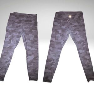 Lululemon Camo Leggings – Size 16